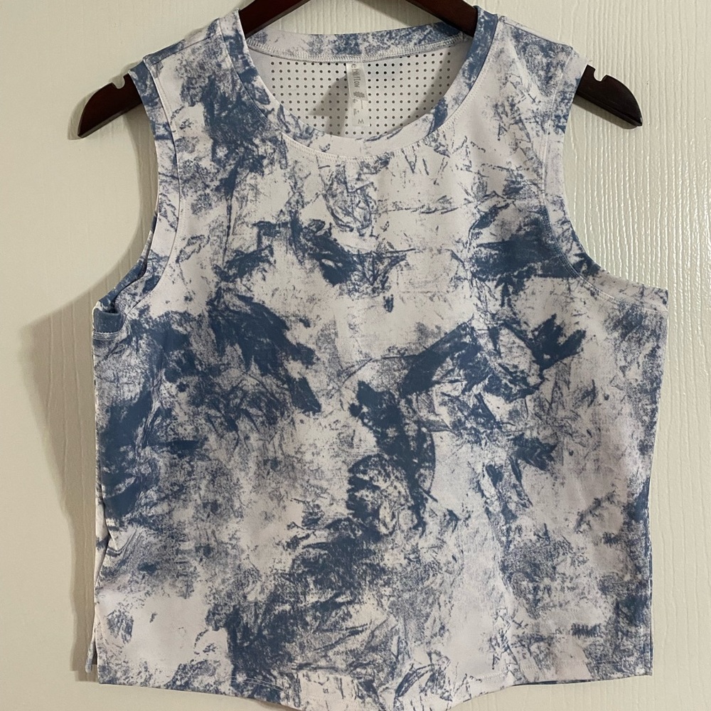 Ebb flow workout top